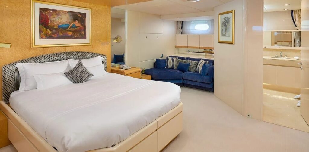ladyship yacht charter vip stateroom