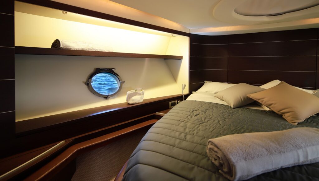 maoro yacht charter front vip stateroom