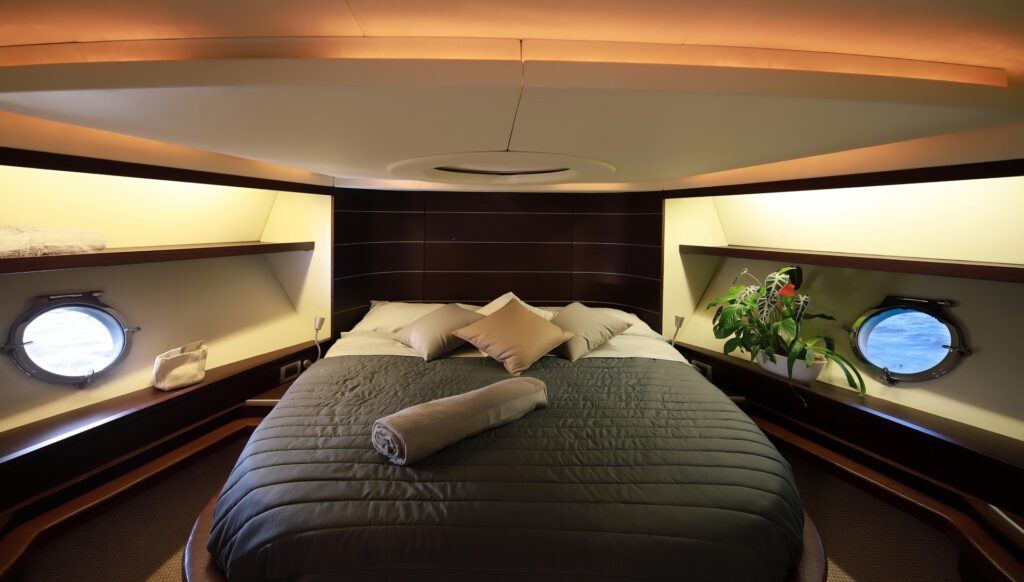 maoro yacht charter vip queen size bed