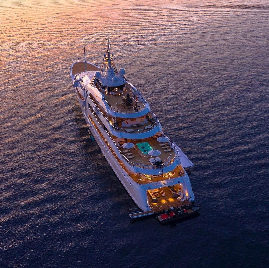 Vibrant Curiosity yacht charter from above at dusk