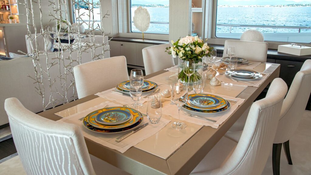 spirit yacht charter main deck dining
