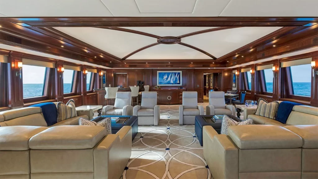 loon yacht charter sky lounge