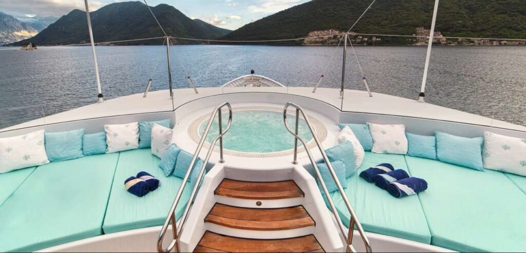 trident yacht charter jacuzzi lounge