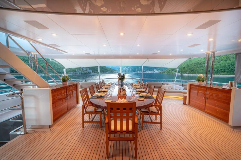 trident yacht charter outdoor dining