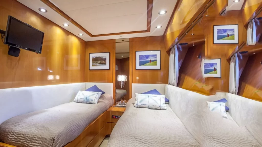 solal yacht charter twin cabin and tv