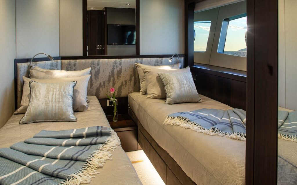 mr k iriston yacht charter twin cabin