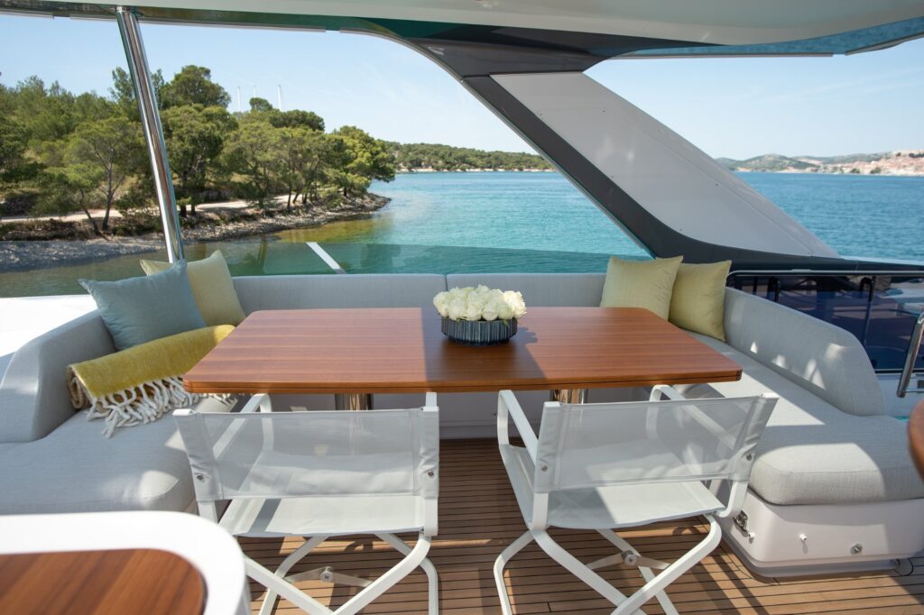 prewi yacht charter flybridge al fresco dining table