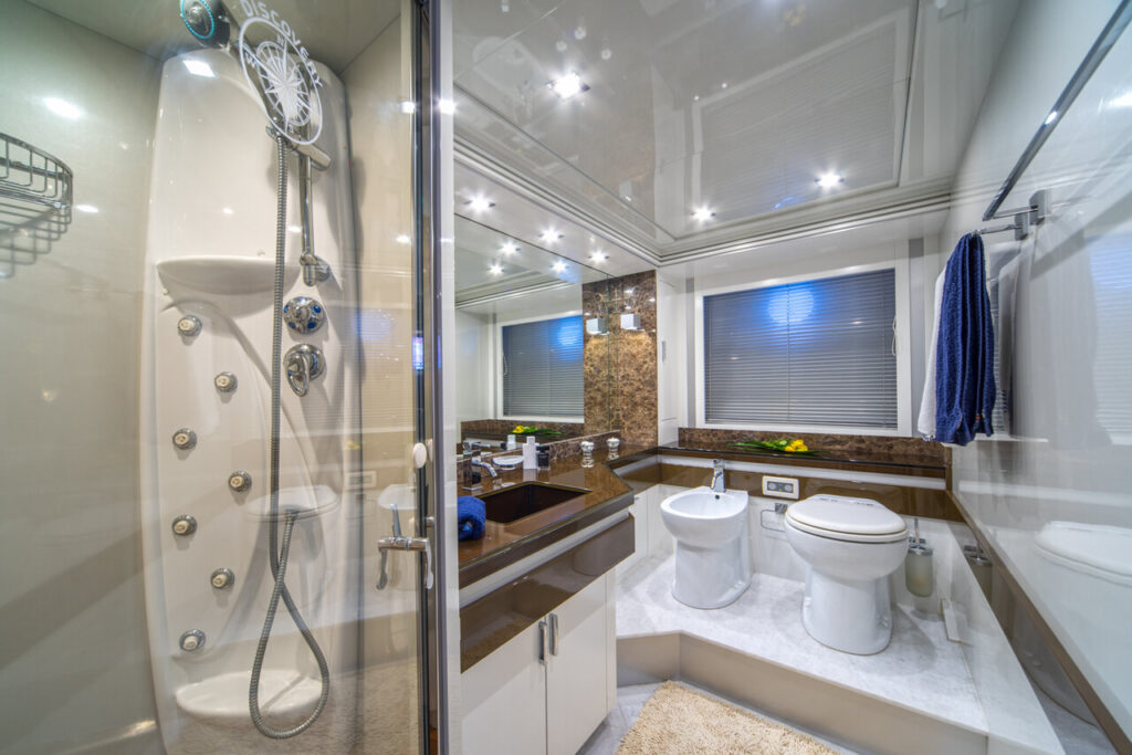 discovery yacht charter master en suite view