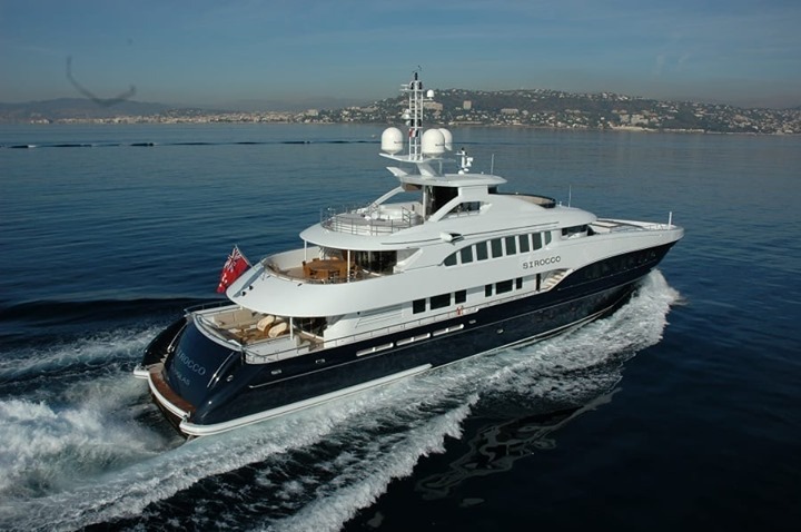 Sirocco yacht charter underway