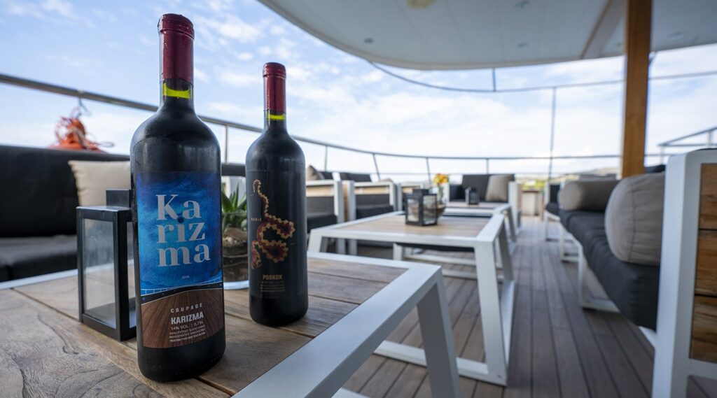 karizma yacht charter wine selection