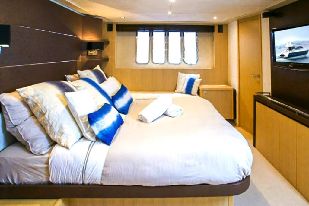 gitana ii yacht charter master cabin