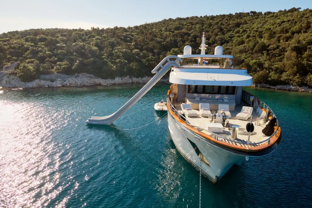 cristal yacht charter bow aeria