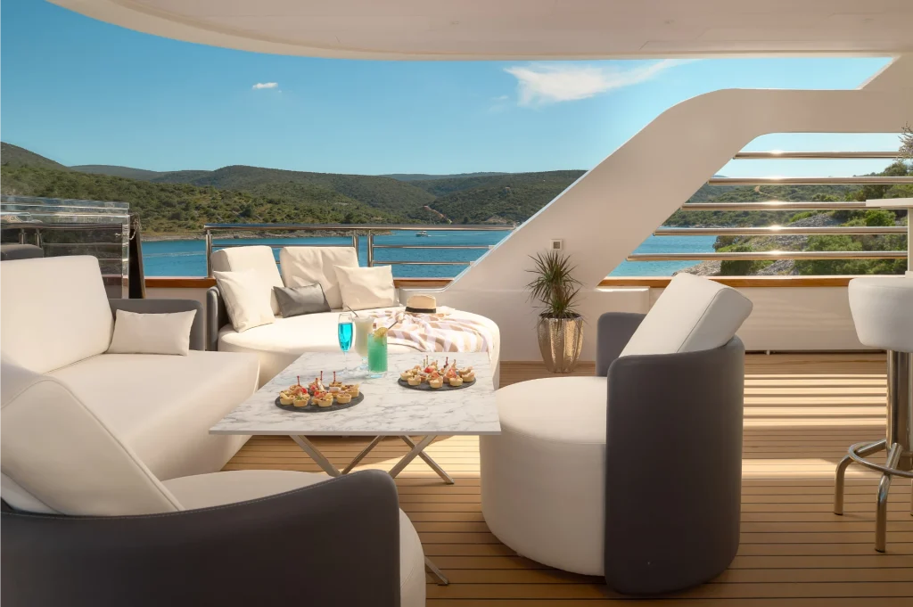 cristal yacht charter lounge area