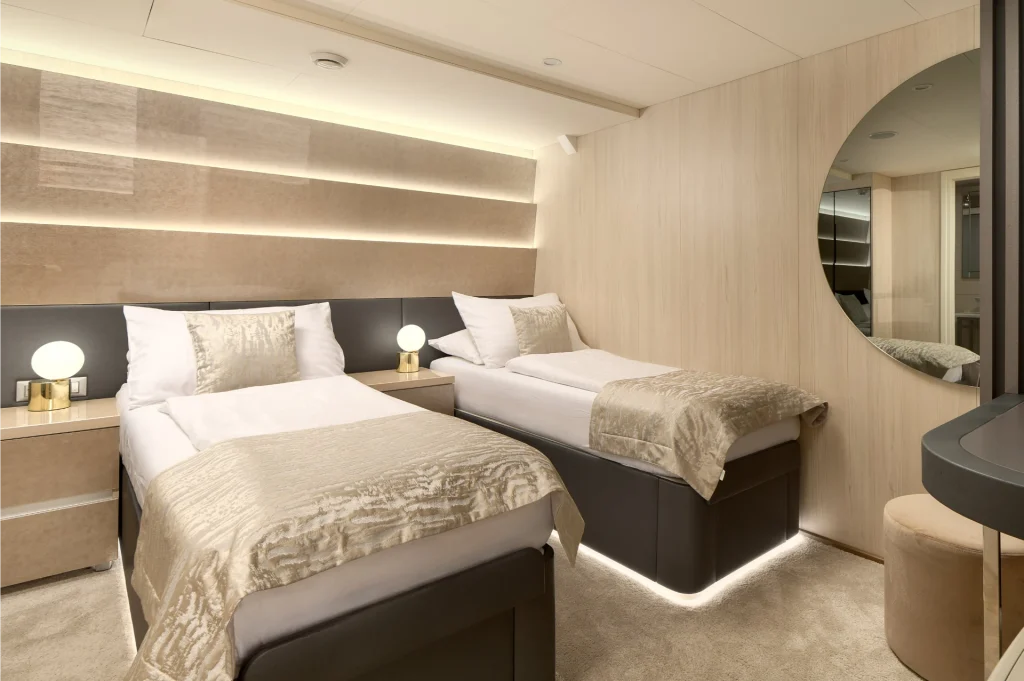 cristal yacht charter twin cabin beds