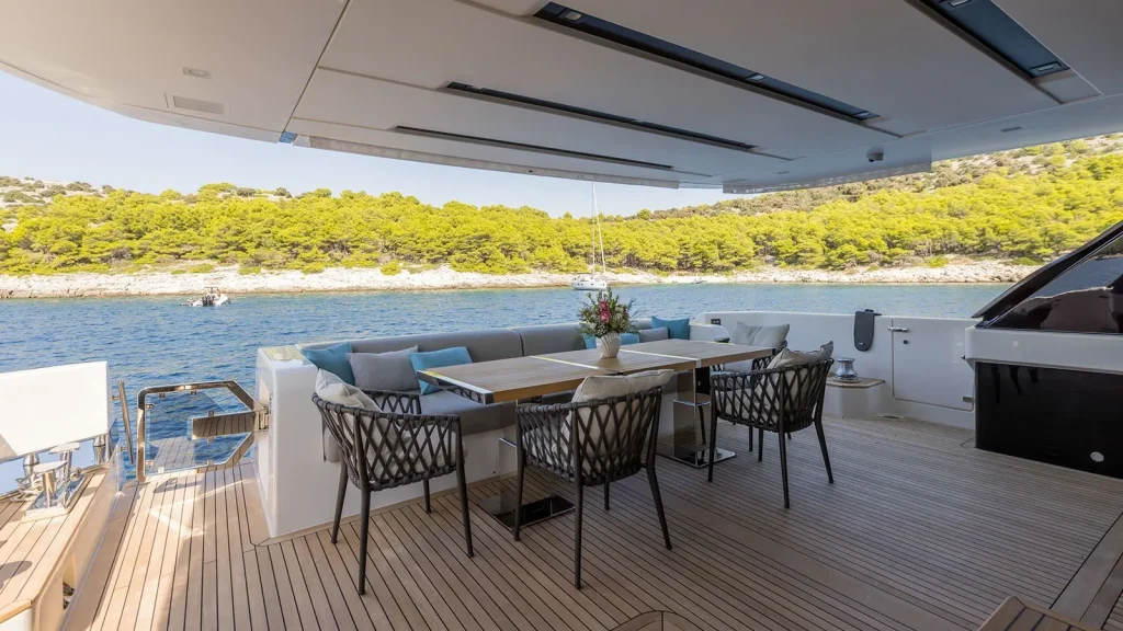 jicj yacht charter aft deck dining area