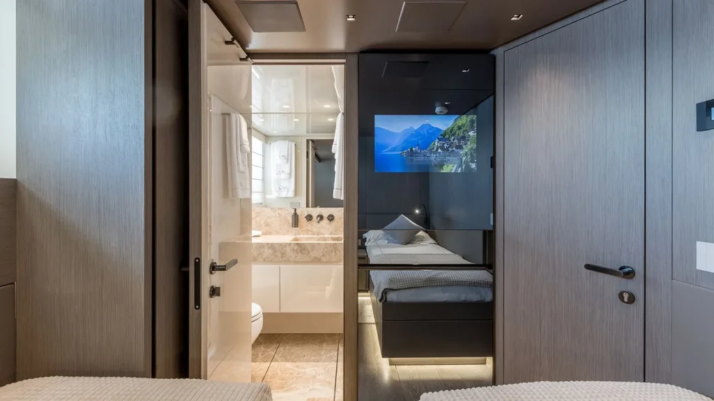 jicj yacht charter twin cabin tv