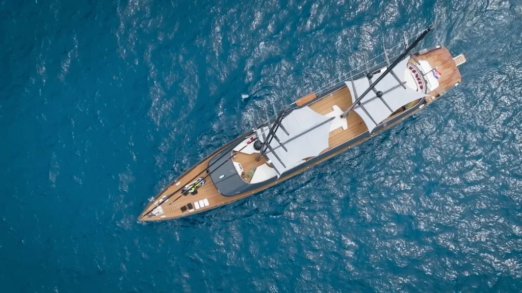 reposado yacht charter view from above