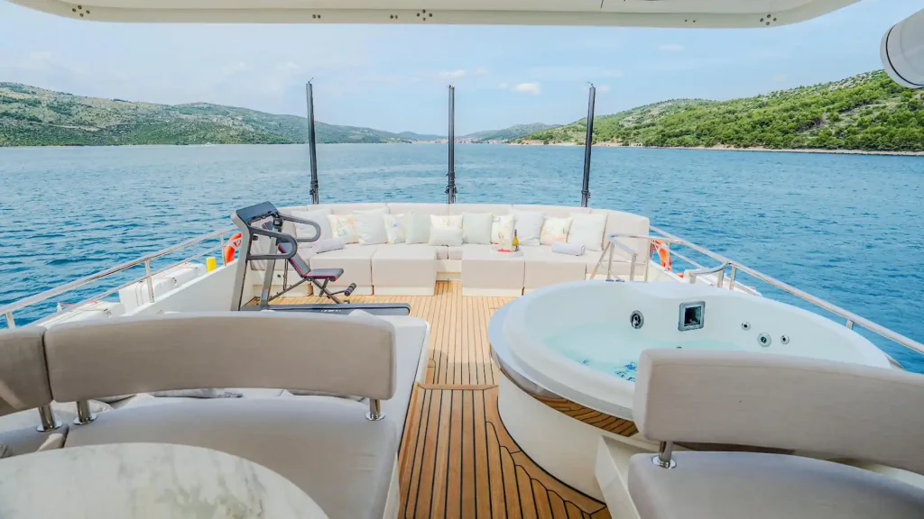 dream yacht charter flybridge jacuzzi