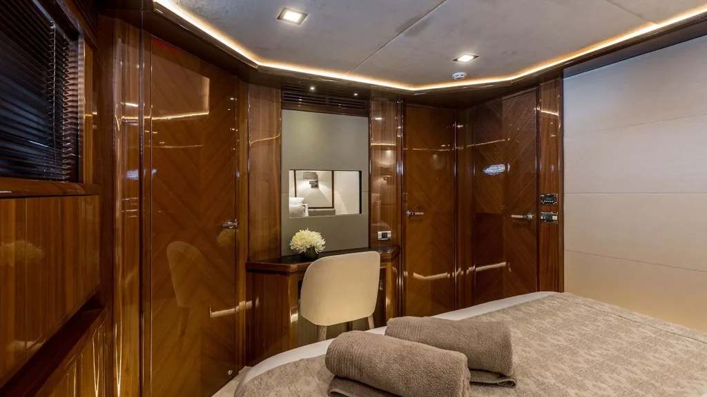 experience yacht charter double cabin view