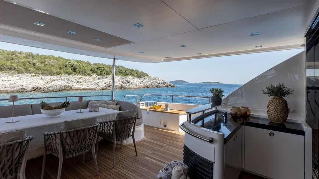 experience yacht charter main deck aft bar