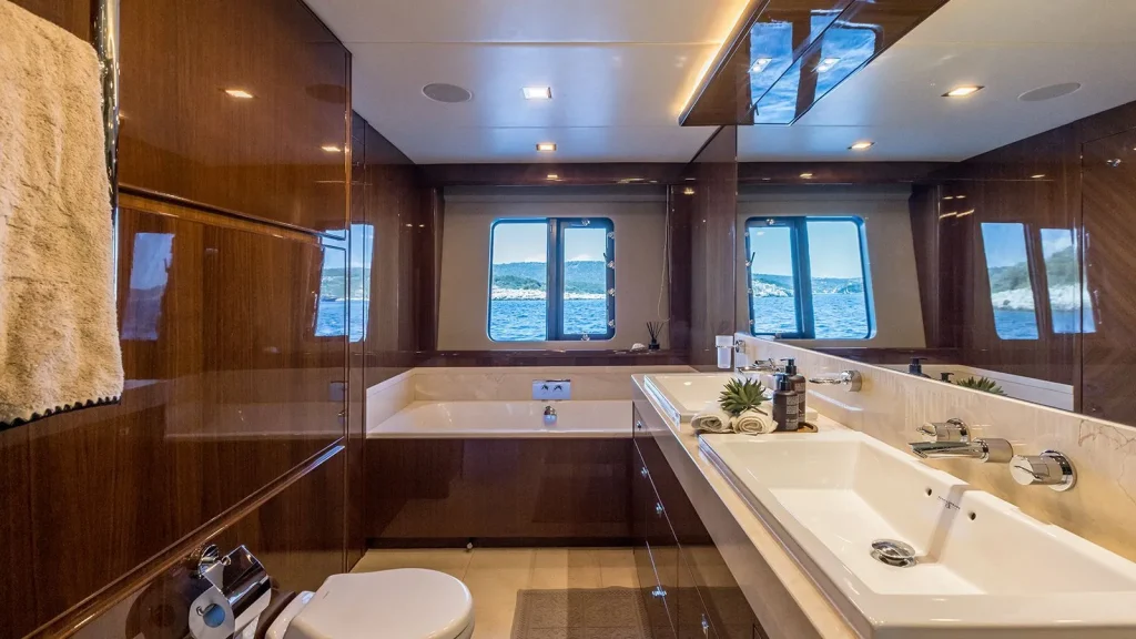 experience yacht charter master en suite view
