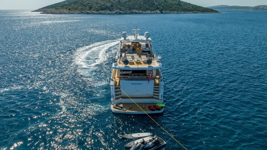experience yacht charter rear view