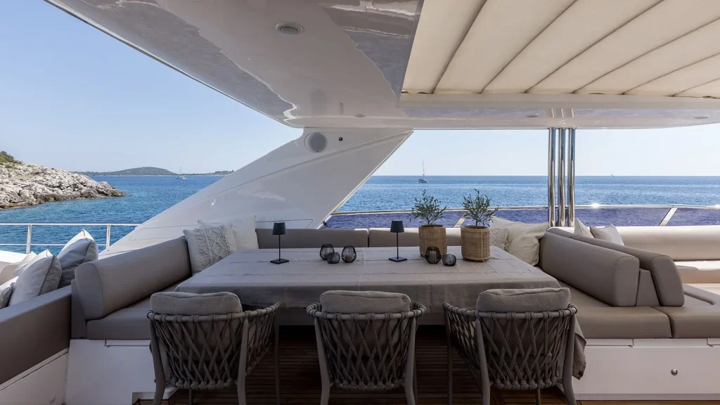 experience yacht charter sundeck dining area