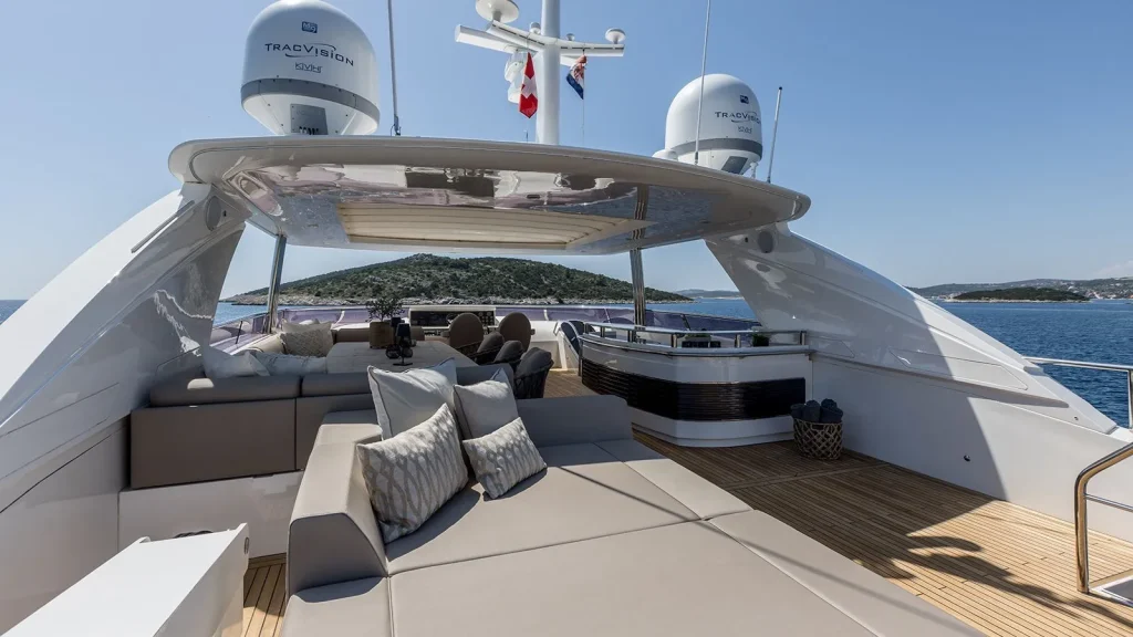 experience yacht charter sundeck view