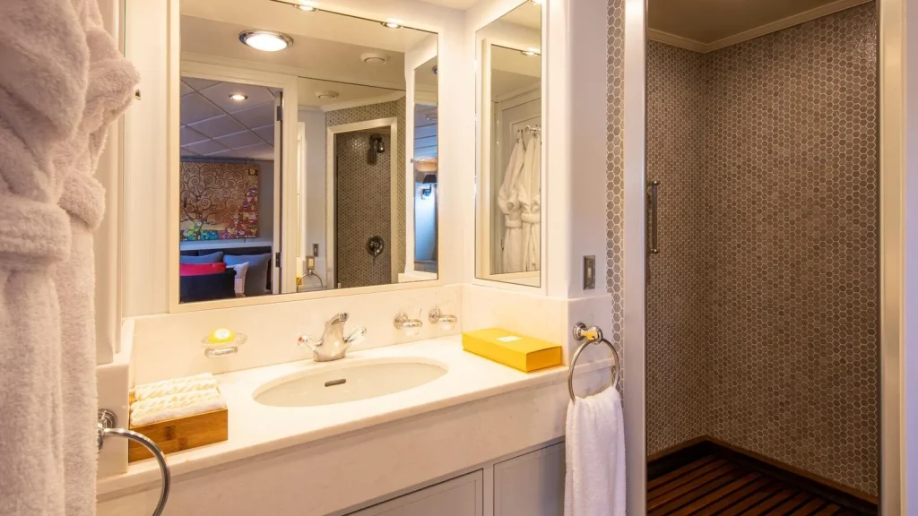 victory yacht charter double cabin en suite