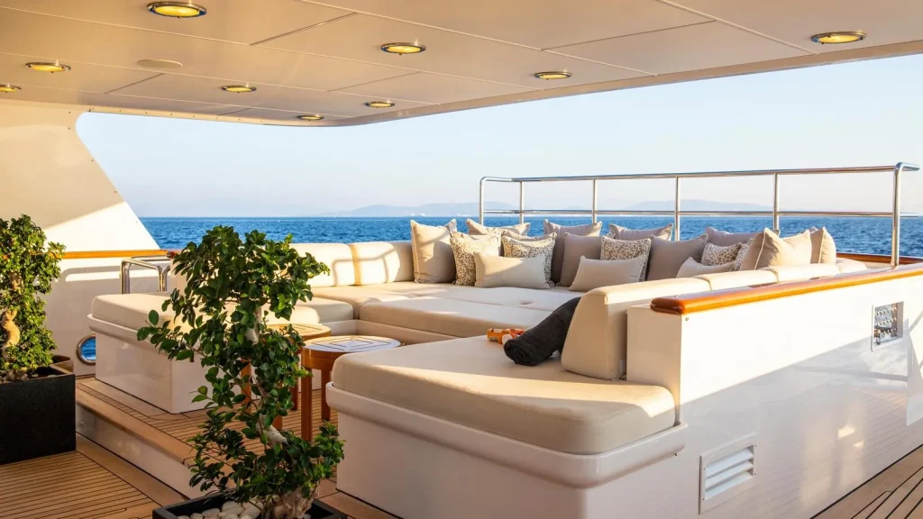 victory yacht charter main deck aft lounge