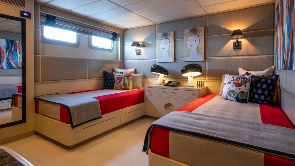 victory yacht charter twin cabin